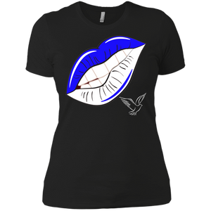 Zeta Lips Dove Boyfriend T-Shirt